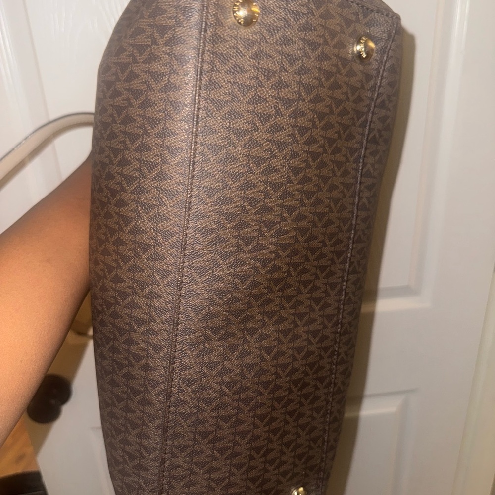 Michael Kors Dark Brown and Tan Tote - Picture 5 of 13